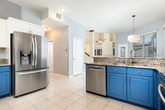 1153 OAK TREE CIRCLE, Altamonte Springs, FL 32714