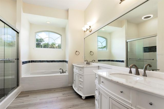 1153 OAK TREE CIRCLE, Altamonte Springs, FL 32714
