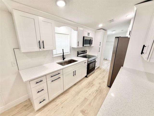 15840 SW 100TH AVENUE, Dunnellon, FL 34432