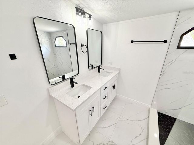 15840 SW 100TH AVENUE, Dunnellon, FL 34432