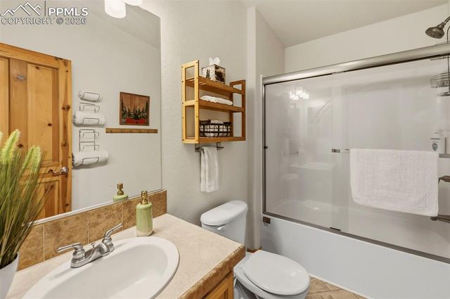 738 Rangeview Road, Divide, CO 80814