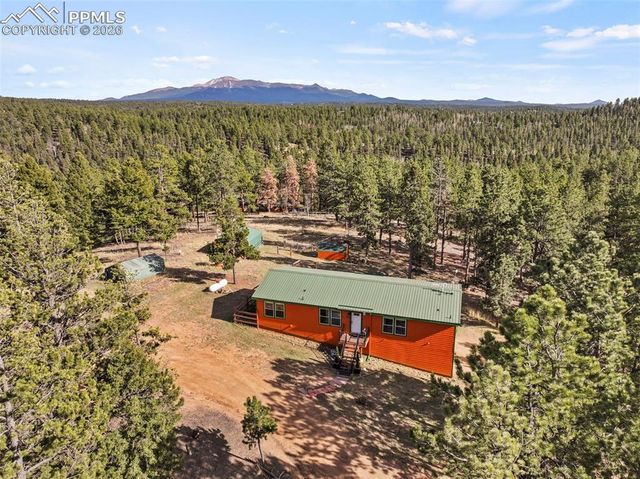 738 Rangeview Road, Divide, CO 80814