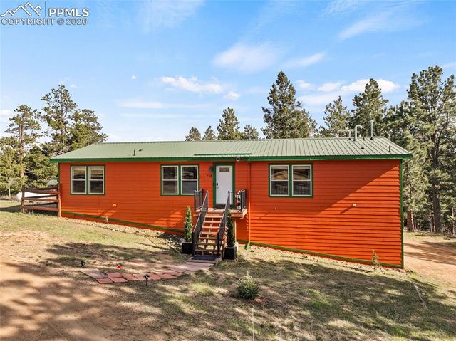 738 Rangeview Road, Divide, CO 80814