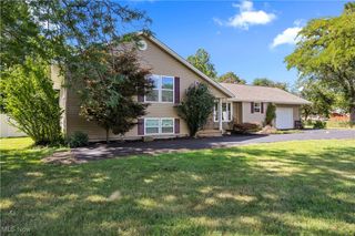 1250 N Main Street, Amherst, OH 44001