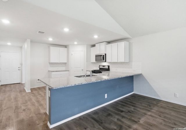 6407 KENDALL CV, Converse, TX 78109