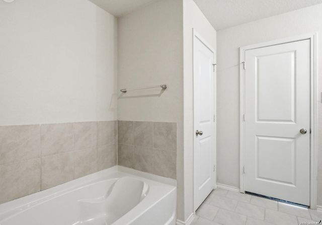 6407 KENDALL CV, Converse, TX 78109