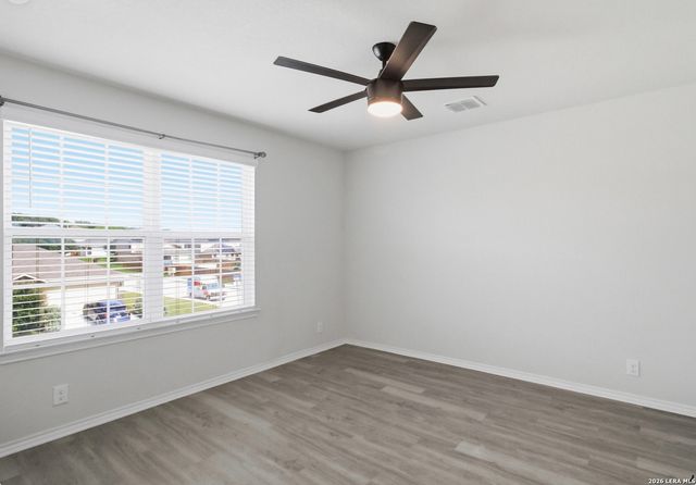 6407 KENDALL CV, Converse, TX 78109
