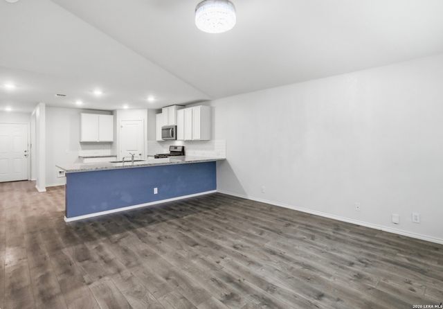 6407 KENDALL CV, Converse, TX 78109