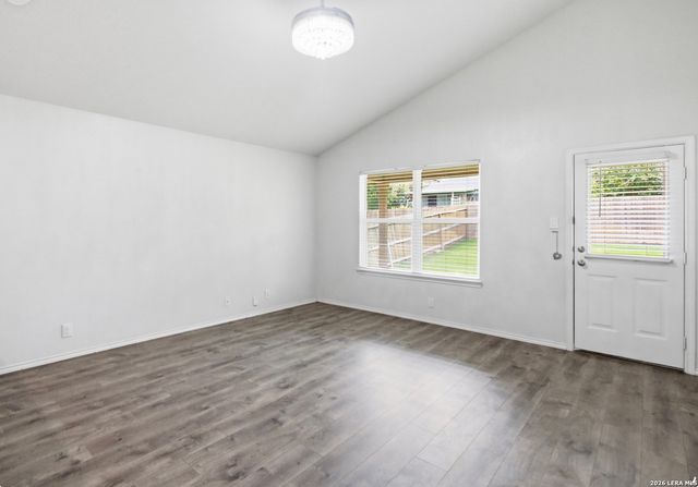 6407 KENDALL CV, Converse, TX 78109