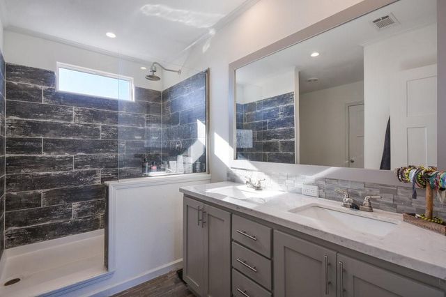 108 Daniel DR, Bertram, TX 78605