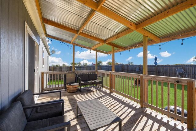 108 Daniel DR, Bertram, TX 78605