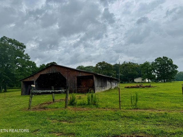 1041 Walt Reed Rd, Grandview, TN 37337