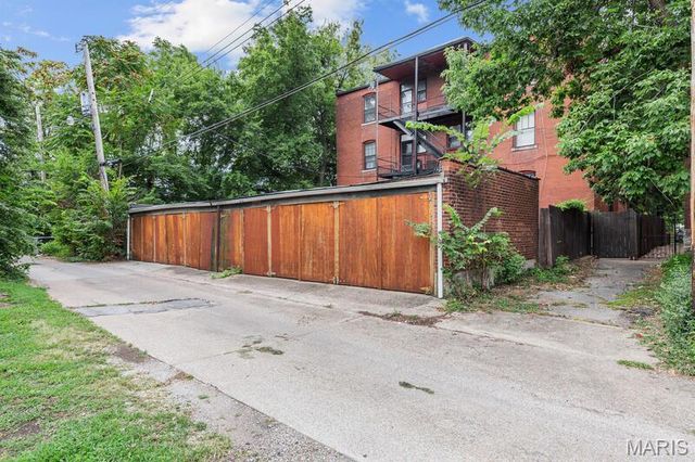 1722-28 Waverly Place, St Louis, MO 63104