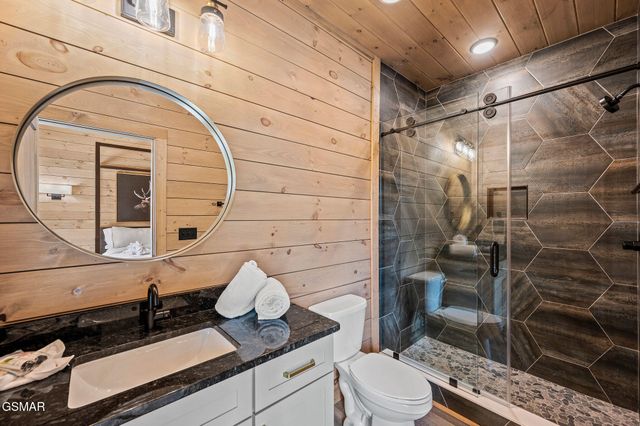 2118 Megan Ridge Drive, Sevierville, TN 37862