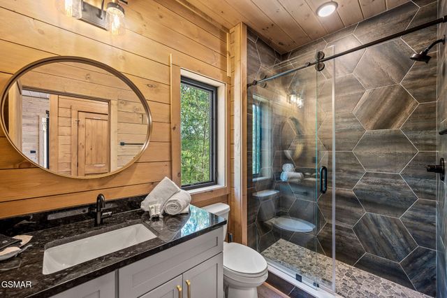 2118 Megan Ridge Drive, Sevierville, TN 37862