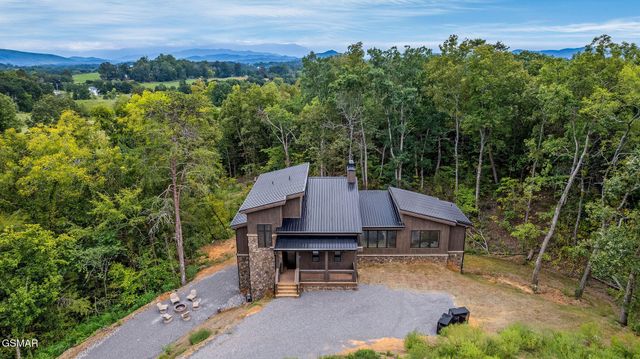 2118 Megan Ridge Drive, Sevierville, TN 37862