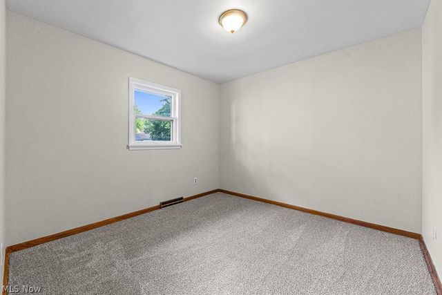 681 Newton Avenue, Barberton, OH 44203
