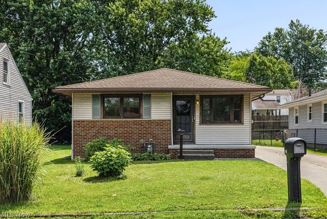 681 Newton Avenue, Barberton, OH 44203
