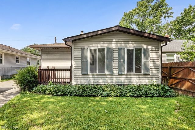 681 Newton Avenue, Barberton, OH 44203