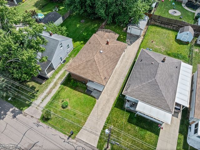 681 Newton Avenue, Barberton, OH 44203