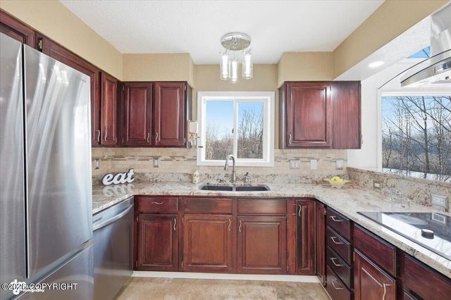 850 S Joanne Drive, Palmer, AK 99645