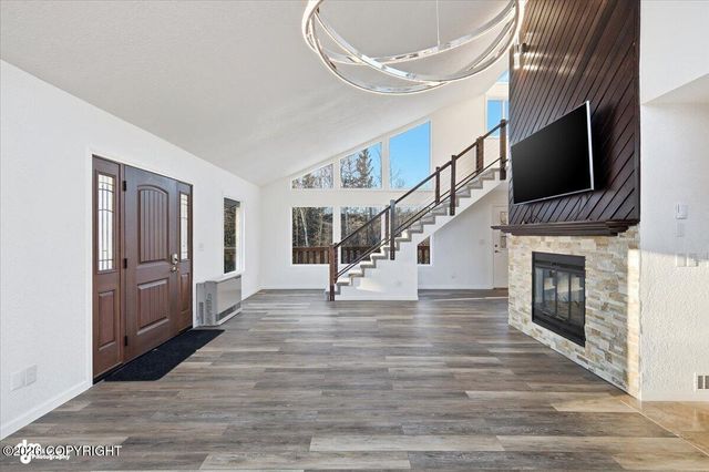 850 S Joanne Drive, Palmer, AK 99645