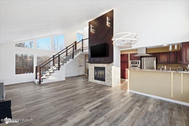 850 S Joanne Drive, Palmer, AK 99645