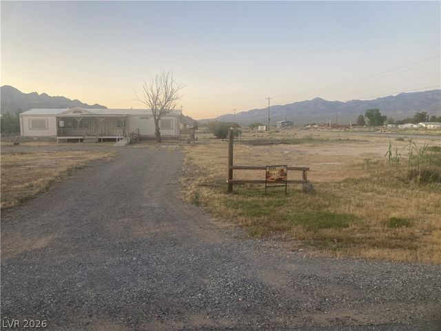 2020 Tonya Drive, Pahrump, NV 89060