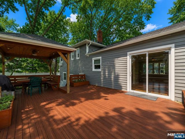 75 Cypress Road, Dumont, NJ 07628