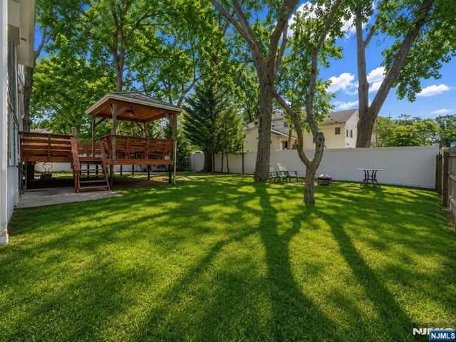 75 Cypress Road, Dumont, NJ 07628