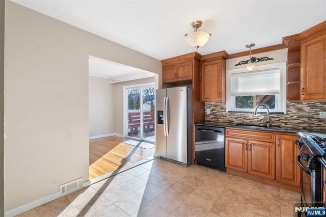 75 Cypress Road, Dumont, NJ 07628