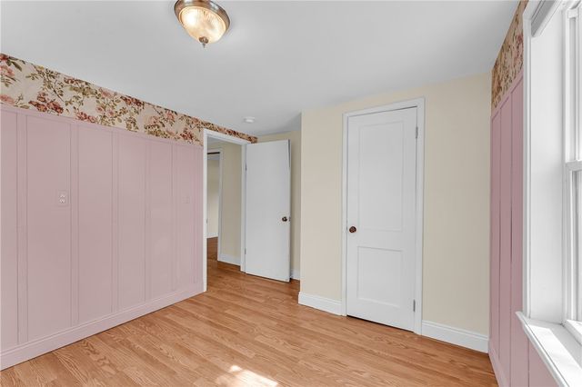 650 E McClinton Street, Fayetteville, AR 72701