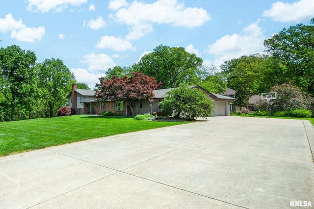 1450 NE WINDERMERE Drive, Tremont, IL 61568