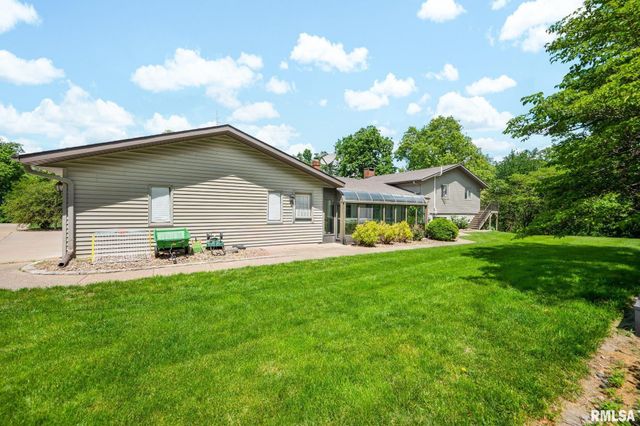 1450 NE WINDERMERE Drive, Tremont, IL 61568