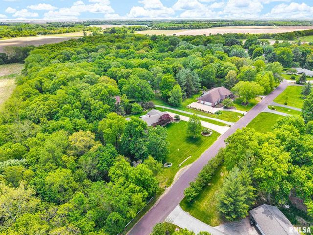 1450 NE WINDERMERE Drive, Tremont, IL 61568