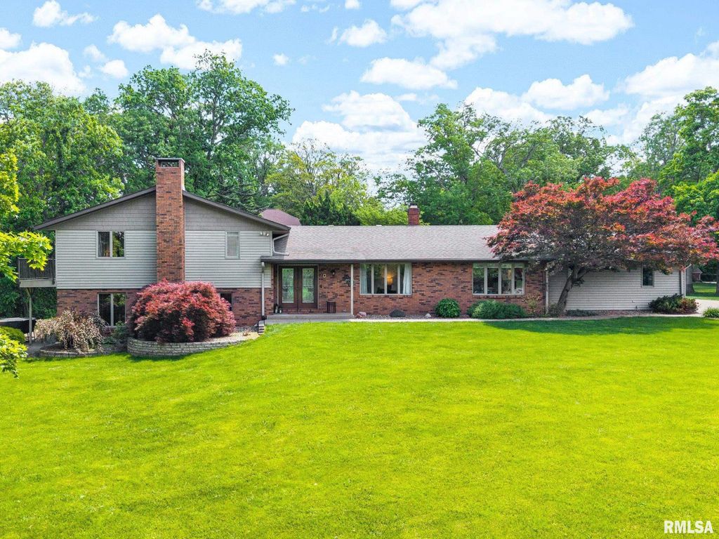 1450 NE WINDERMERE Drive, Tremont, IL 61568