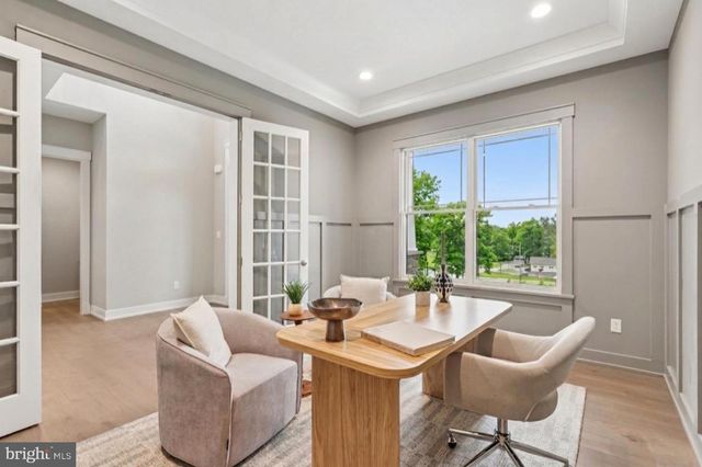 520 NEWCOMEN RD, Exton, PA 19341