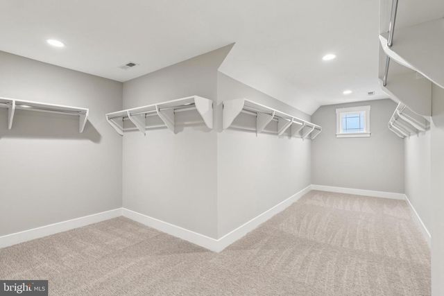 520 NEWCOMEN RD, Exton, PA 19341