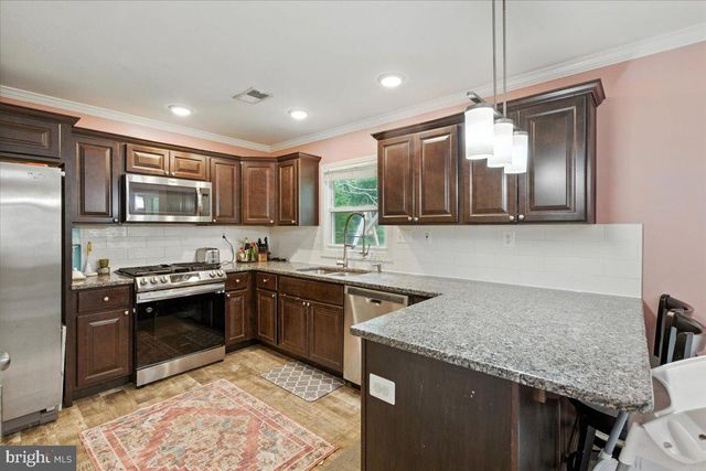 56 GARNER AVE, Waldorf, MD 20602