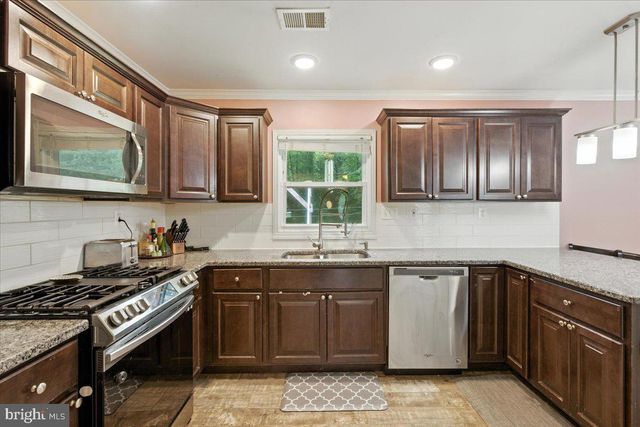 56 GARNER AVE, Waldorf, MD 20602