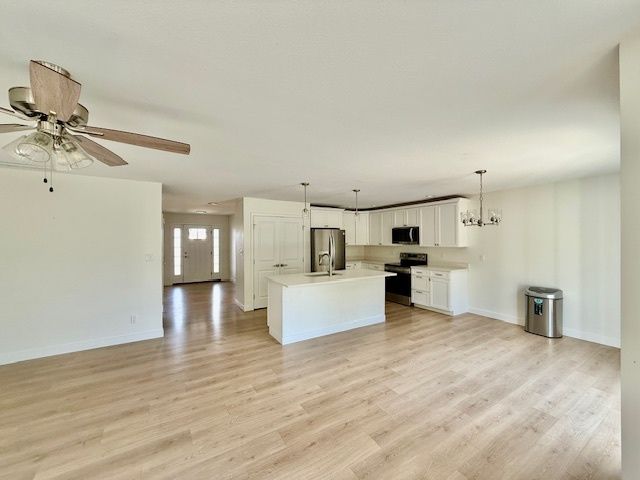 709 N Abbey Road, Urbana, IL 61802