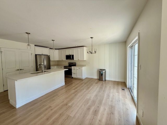 709 N Abbey Road, Urbana, IL 61802