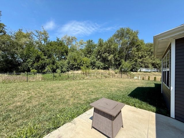 709 N Abbey Road, Urbana, IL 61802