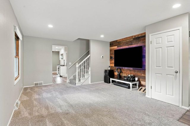 213 Richard STREET, Waukesha, WI 53189
