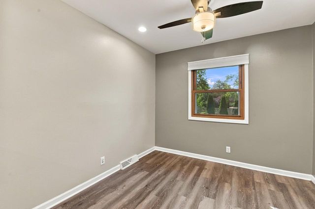 213 Richard STREET, Waukesha, WI 53189