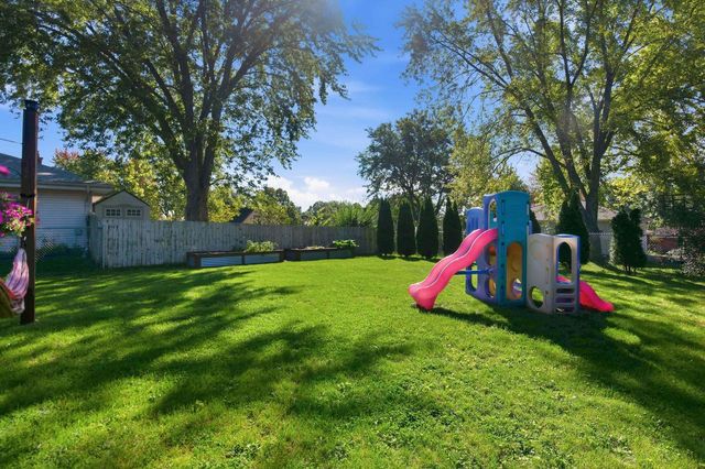 213 Richard STREET, Waukesha, WI 53189