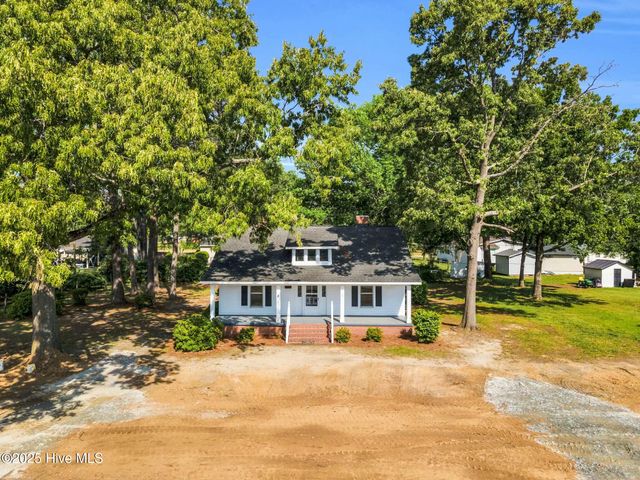 310 Chicopee Road, Benson, NC 27504