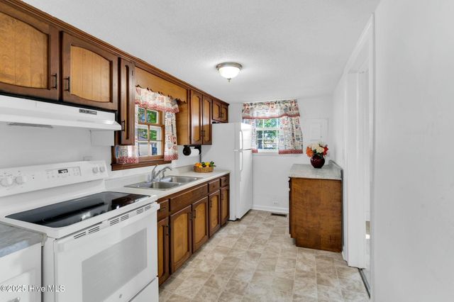 310 Chicopee Road, Benson, NC 27504