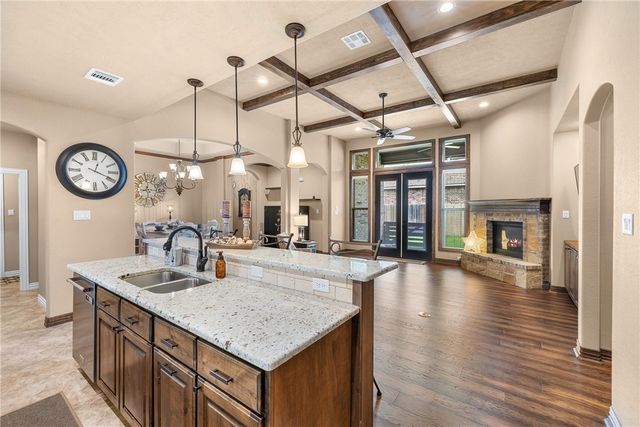 3057 Peterson Circle, Bryan, TX 77802