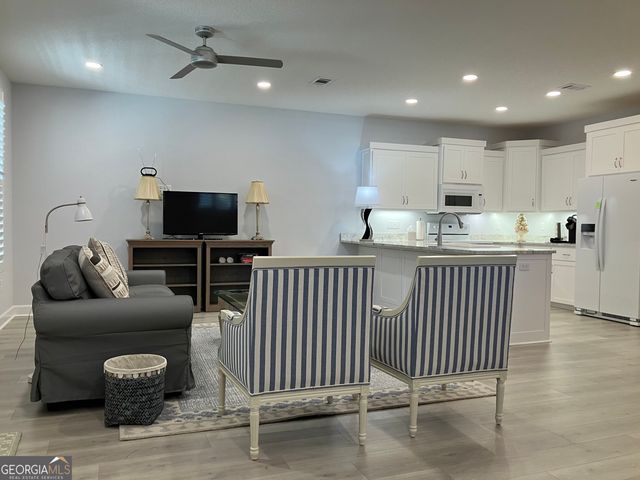 905 SE Wayne Street No Street Suffix 40-B, Darien, GA 31305